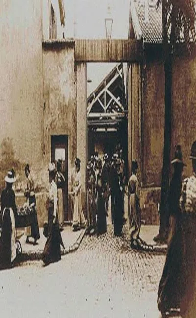 La sortie des usines Lumière à Lyon (1895)
