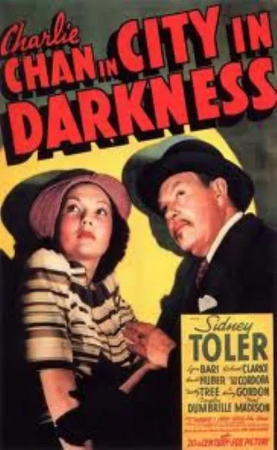 Charlie Chan in city in Darkness (1939)