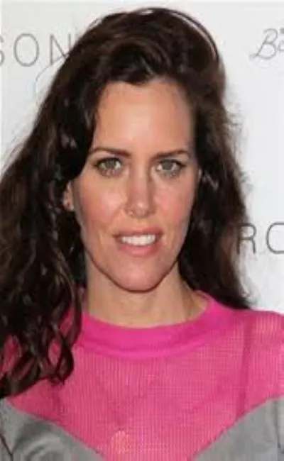 Ione Skye