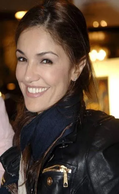 Nadia Farès